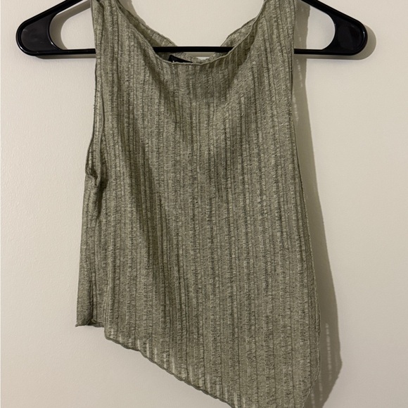 Tank Top Collection - Picture 5 of 9